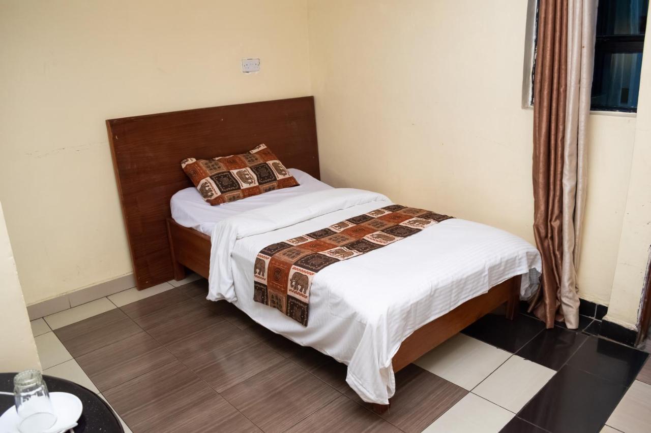 Ngara Riverside Lodge Nairobi Exterior photo